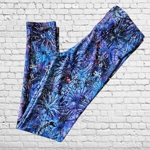 Artofwhere Vibrant Blue and Black Patterned Leggings